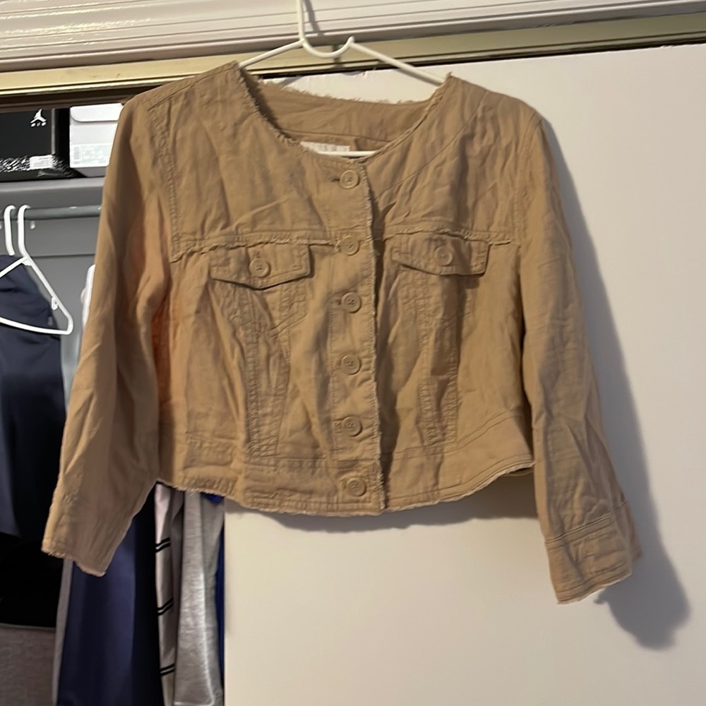 NWOT Torrid beige crop jacket